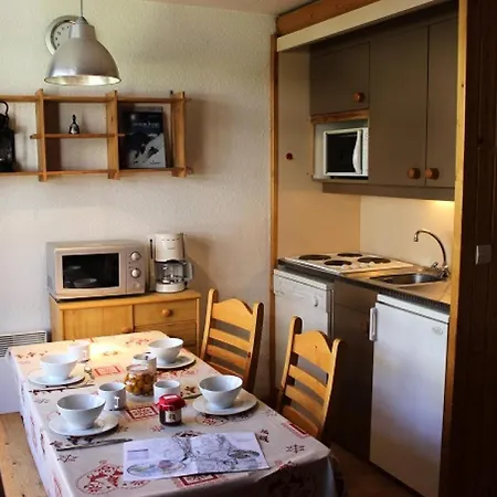 Orciere - 2 Pieces Pour 4 Personnes Avec Balcon Mae-7747 * Val Thorens